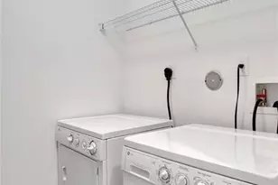 1345 SW 4th Ct, Fort Lauderdale, FL 33312 - Photo 9