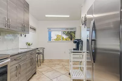 4734 Lucerne Lakes Boulevard #306, Lake Worth, FL 33467 - Photo 11