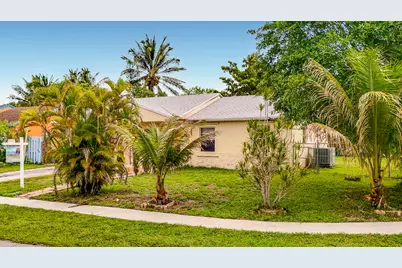 311 SW 79th Terrace, North Lauderdale, FL 33068 - Photo 1