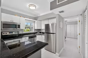 744 NE 14th Ave, Fort Lauderdale, FL 33304 - Photo 11