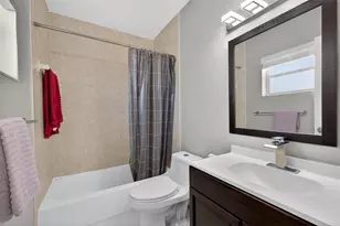 744 NE 14th Ave, Fort Lauderdale, FL 33304 - Photo 15