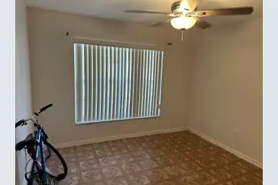 3400 Meadows Circle, Miramar, FL 33025 - Photo 5