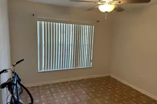 3400 Meadows Circle, Miramar, FL 33025 - Photo 5