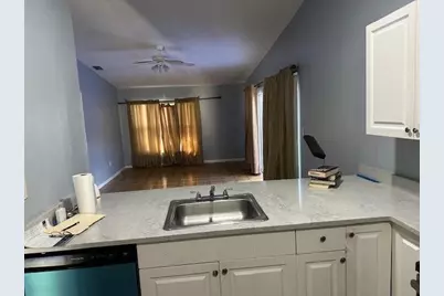 3400 Meadows Circle, Miramar, FL 33025 - Photo 7