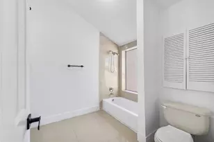 3951 Coral Springs Dr, Coral Springs, FL 33065 - Photo 33