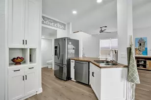 9814 NW 1st Manor, Coral Springs, FL 33071 - Photo 5