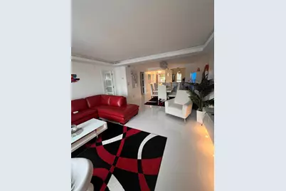 400 Golden Isles Drive #20, Hallandale Beach, FL 33009 - Photo 7