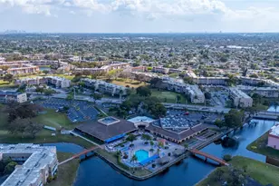 9350 Sunrise Lakes Blvd, Sunrise, FL 33322 - Photo 43