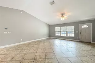 608 Masters Ave, Wildwood, FL 34785 - Photo 3