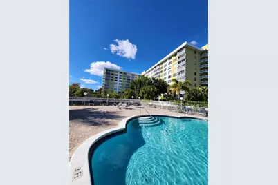 4400 Hillcrest Drive #404, Hollywood, FL 33021 - Photo 1