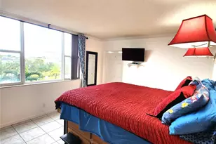 4400 Hillcrest Dr, Hollywood, FL 33021 - Photo 11