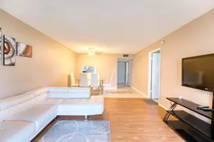 4700 Washington St, Hollywood, FL 33021 - Photo 7