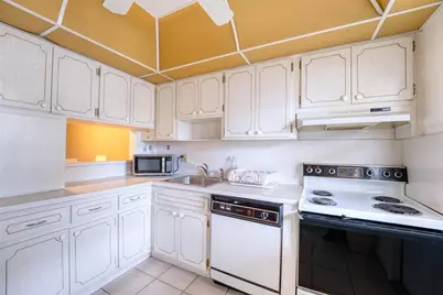 4700 Washington Street #105, Hollywood, FL 33021 - Photo 3