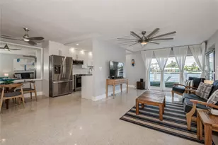 561 Bayshore Dr, Fort Lauderdale, FL 33304 - Photo 3