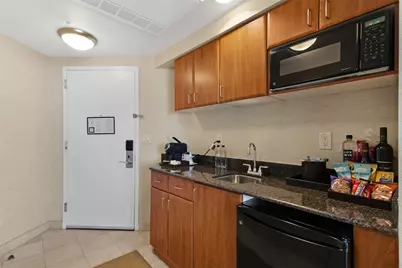 18001 Collins Avenue #2615, North Miami Beach, FL 33160 - Photo 13