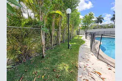 10321 SW 116th Avenue, Miami, FL 33176 - Photo 47