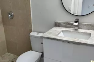 1100 Crystal Lake Dr, Pompano Beach, FL 33064 - Photo 5