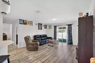 325 SW Ray Ave, Port Saint Lucie, FL 34983 - Photo 11