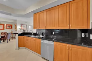 350 SE 2nd St, Fort Lauderdale, FL 33301 - Photo 9