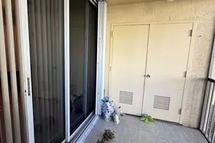 8225 Lake Dr, Doral, FL 33166 - Photo 15