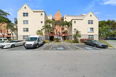 8225 Lake Drive #205, Doral, FL 33166 - Photo 21