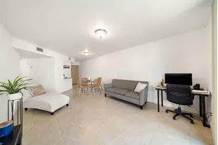 8225 Lake Dr, Doral, FL 33166 - Photo 9