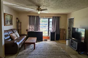 281 NE 45th St, Deerfield Beach, FL 33064 - Photo 5