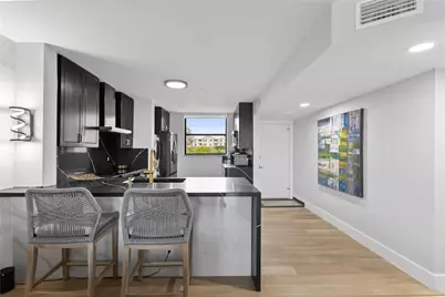 118 Lake Emerald Drive, Oakland Park, FL 33309 - Photo 21