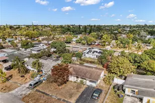 1398 Fernlea Dr, West Palm Beach, FL 33417 - Photo 3