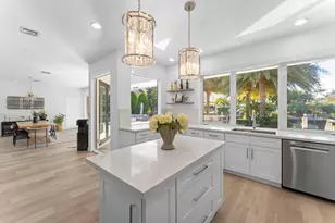 2636 Grace Dr, Fort Lauderdale, FL 33316 - Photo 7