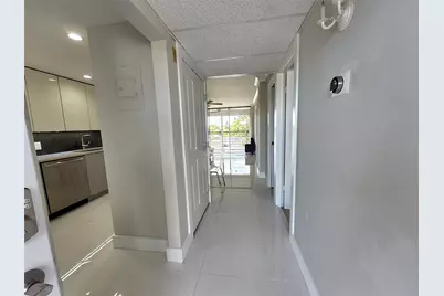112 Royal Park Drive #4f, Oakland Park, FL 33309 - Photo 3