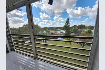 112 Royal Park Drive #4f, Oakland Park, FL 33309 - Photo 9