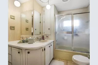 2041 SW 83rd Avenue, Davie, FL 33324 - Photo 9