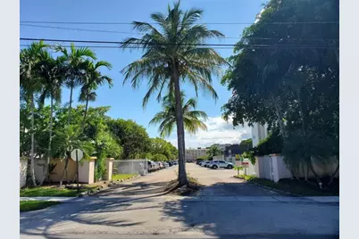 500 NE 2nd Street #425, Dania, FL 33004 - Photo 3