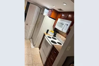 500 NE 2nd Street #425, Dania, FL 33004 - Photo 13