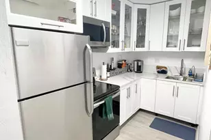 3000 Riomar St, Fort Lauderdale, FL 33304 - Photo 7