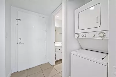 140 Lakeview Drive #103, Weston, FL 33326 - Photo 15