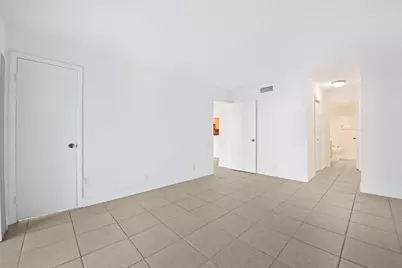 140 Lakeview Drive #103, Weston, FL 33326 - Photo 21