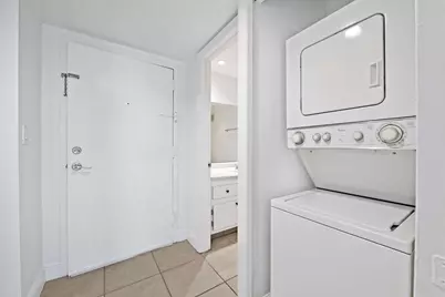 140 Lakeview Drive #103, Weston, FL 33326 - Photo 15