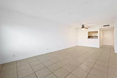 140 Lakeview Drive #103, Weston, FL 33326 - Photo 7