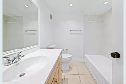 140 Lakeview Drive #103, Weston, FL 33326 - Photo 23