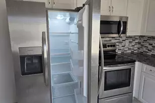 4768 SW 14th Ct, Deerfield Beach, FL 33442 - Photo 5