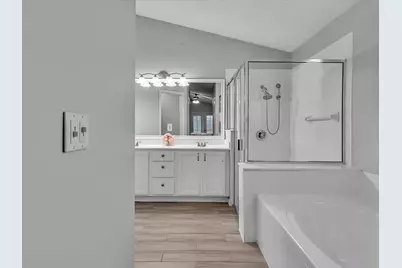 4379 Leicester Court, West Palm Beach, FL 33409 - Photo 17