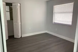 5910 Chester Ln, Davie, FL 33331 - Photo 7