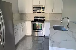 5910 Chester Ln, Davie, FL 33331 - Photo 3