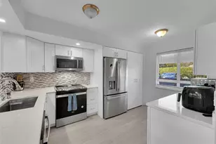 480 NW 76th Ave, Margate, FL 33063 - Photo 7