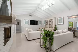 2740 NE 27th Ct, Fort Lauderdale, FL 33306 - Photo 5