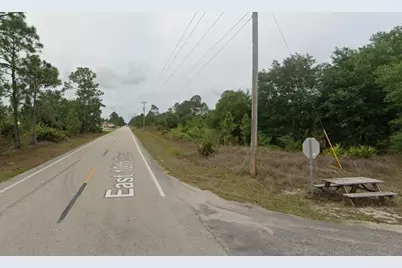 1007 E 10th Street, Lehigh Acres, FL 33972 - Photo 5