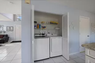 1628 S Club Dr, Wellington, FL 33414 - Photo 7