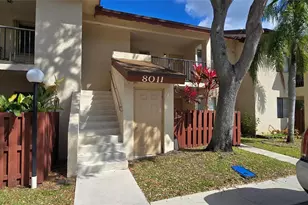 8011 Southgate Blvd, Pompano Beach, FL 33068 - Photo 5